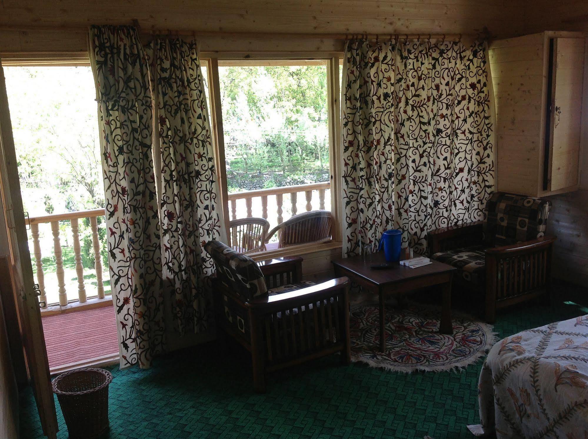 Himalaya House 호텔 Pahalgām 외부 사진