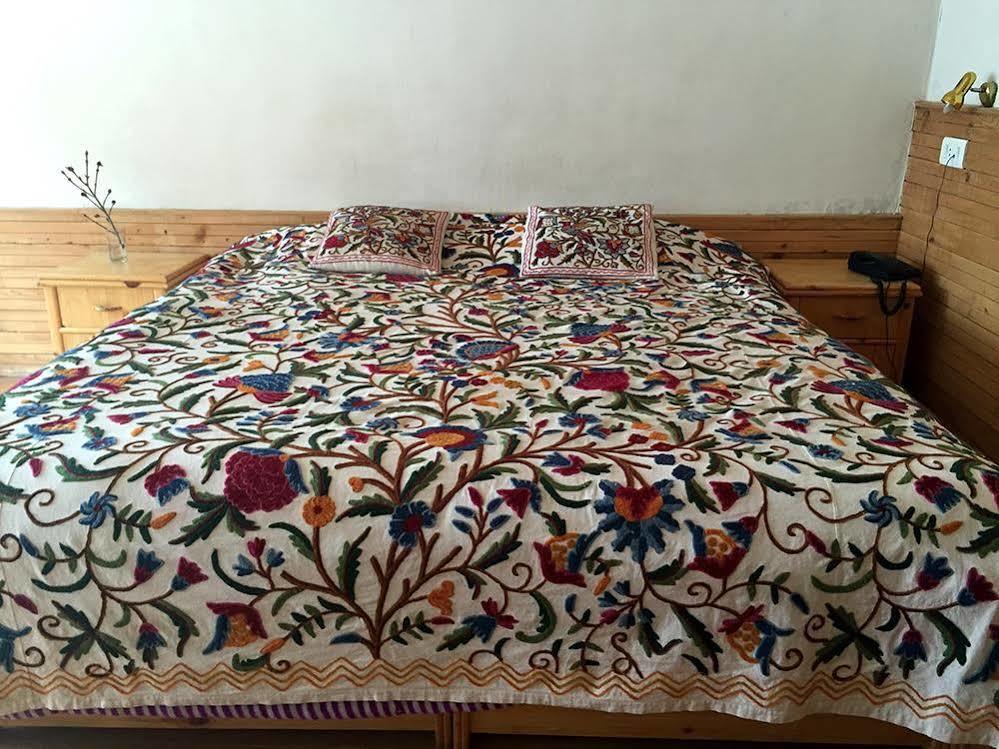 Himalaya House 호텔 Pahalgām 외부 사진